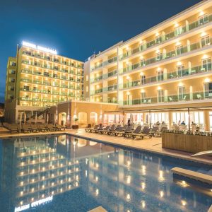 Algeria Maripinis city breaks spain
