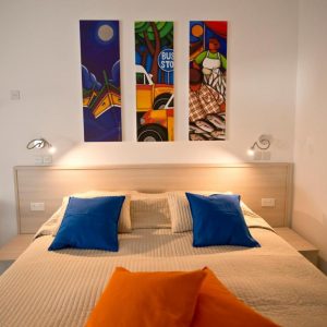 Apartment 81